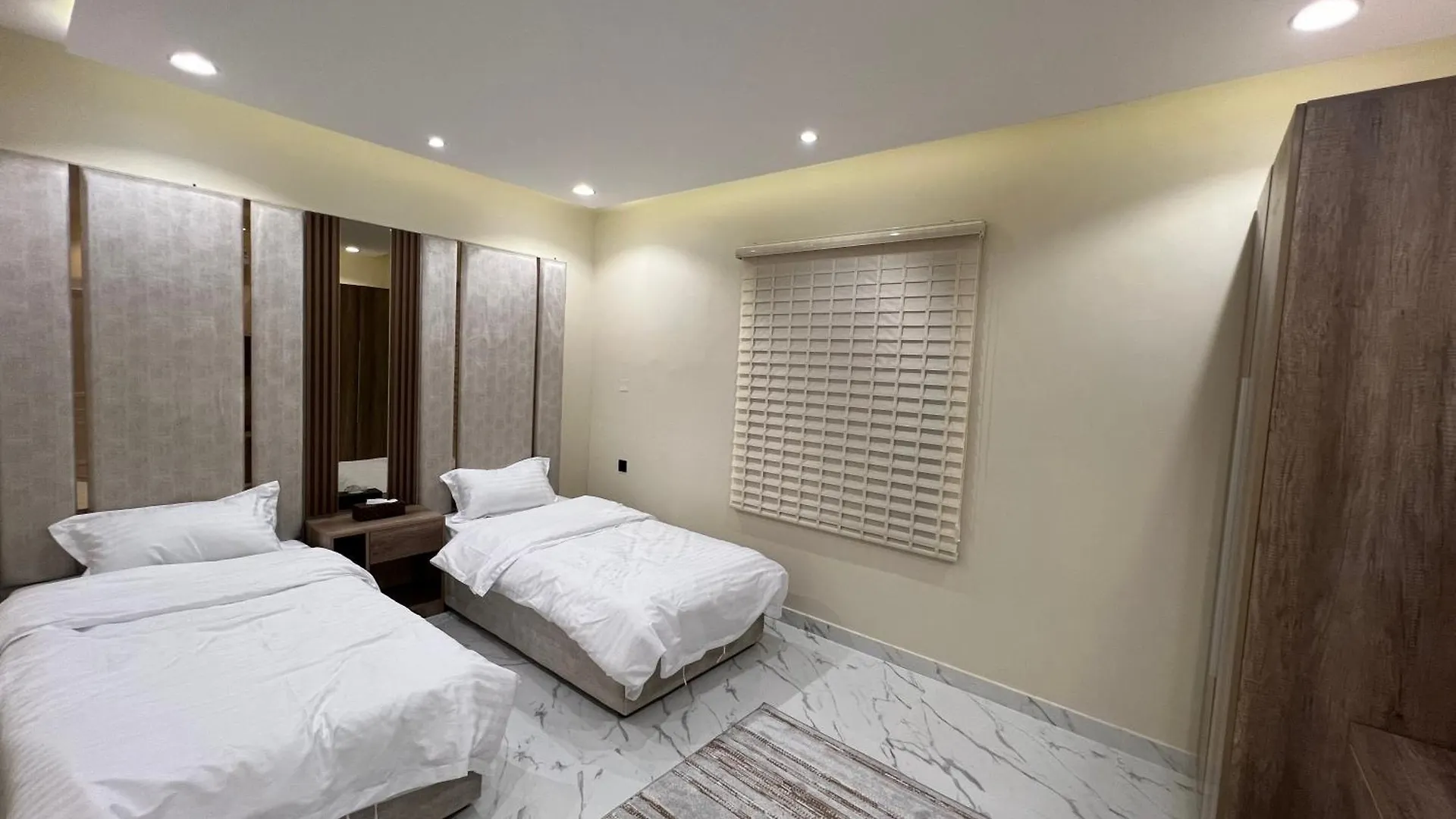 شقة فاخرة بدخول ذاتي ٣ غرف نوم وصالة جلوس Riyadh Apartment